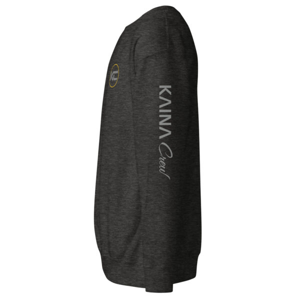 Sweatshirt unisexe Kaina Crew imprimé avant et manche gauche – Image 6
