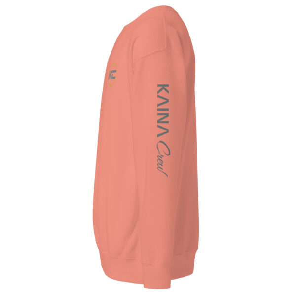 Sweatshirt unisexe Kaina Crew imprimé avant et manche gauche – Image 16